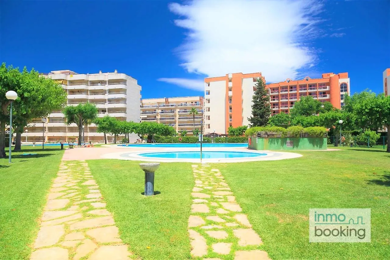 Cordoba Apartments , climatizado, piscina y cerca de la playa. Salou España